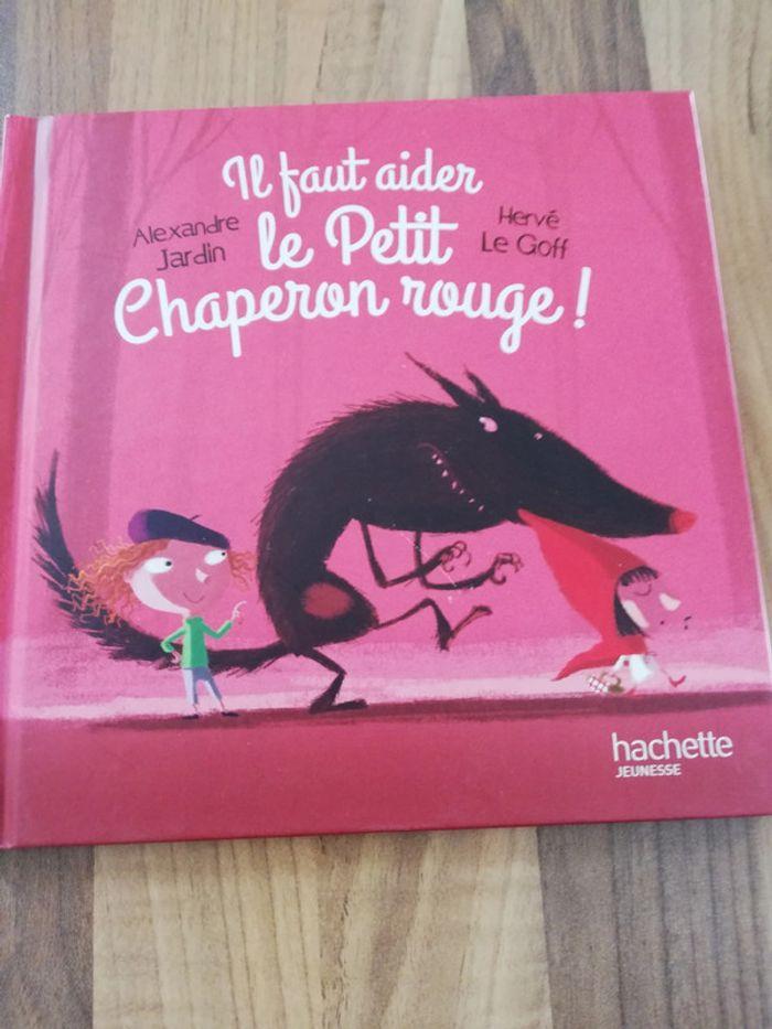 Livre "il faut aider le petit chaperon rouge" - photo numéro 1