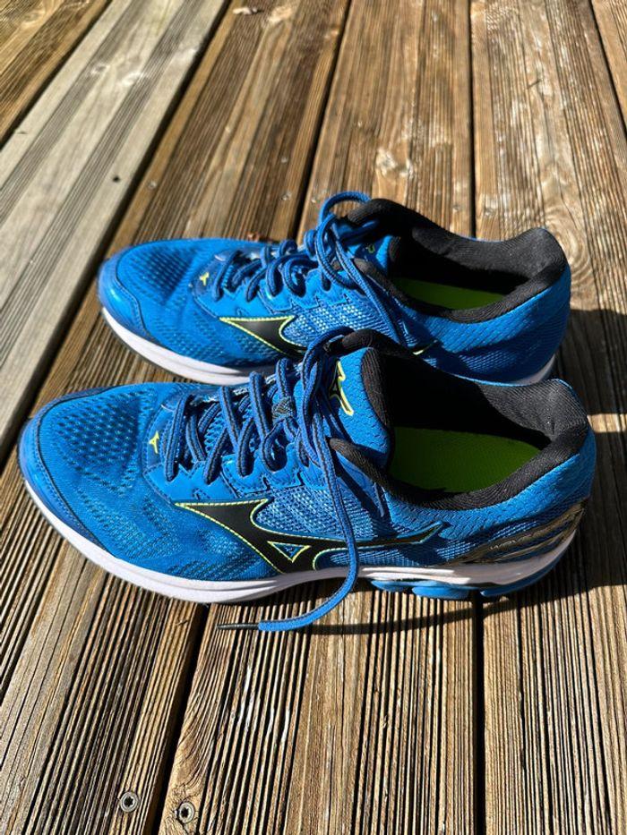 Running Mizuno Wave Rider 21 - photo numéro 2