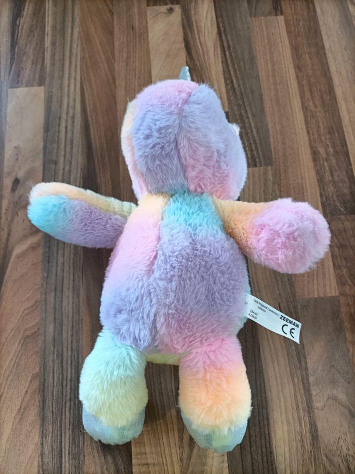 Jolie peluche licorne 🦄 multicolore - photo numéro 2