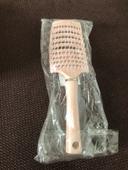 Brosse à cheveux neuve