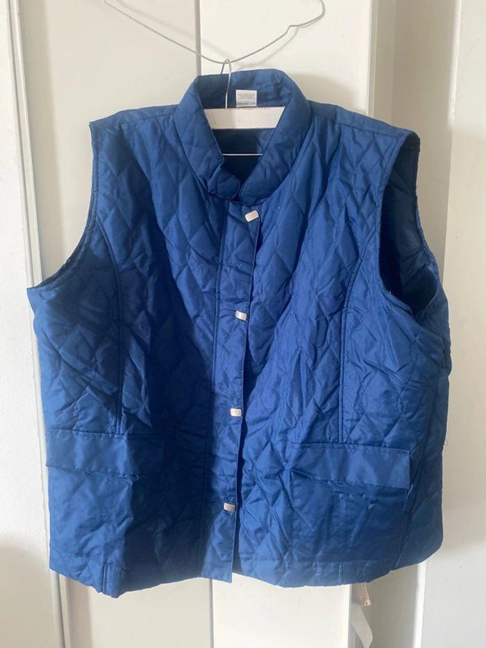 Veste matelassé gilet sans manches grande taille 52/ 54. - photo numéro 1