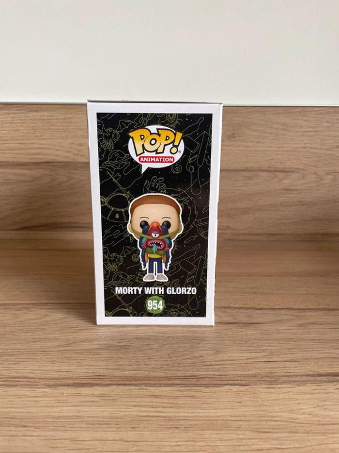 Figurine Funko Pop Rick et Morty : Morty with Glorzo 954 - photo numéro 2