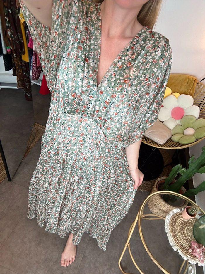 Robe longue Holly&Joey imprimée fleurs vert clair et lurex argenté, taille 36/38 - photo numéro 2