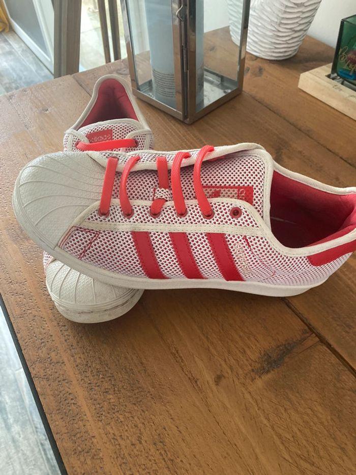 Superstars adidas rouge vintage taille 38 - photo numéro 2