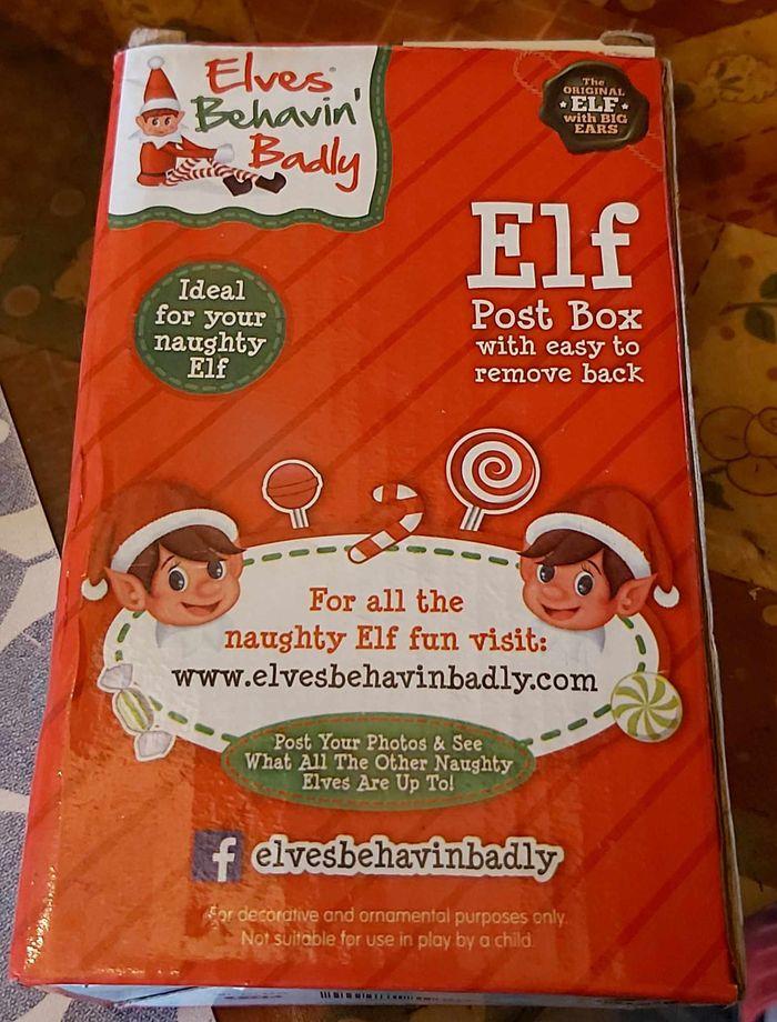 Post box "Elf behaving badly" - photo numéro 2