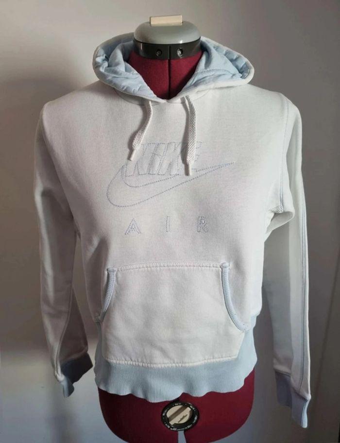 Sweat Nike  taille FR  40  42 - photo numéro 1