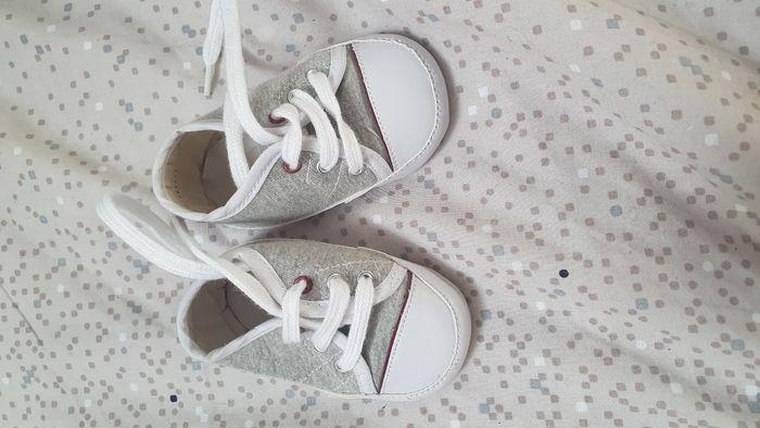 Lot de chaussures bébé 18 à 21 - photo numéro 9