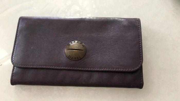 Porte monnaie /pochette Gerard Darel cuir - photo numéro 1