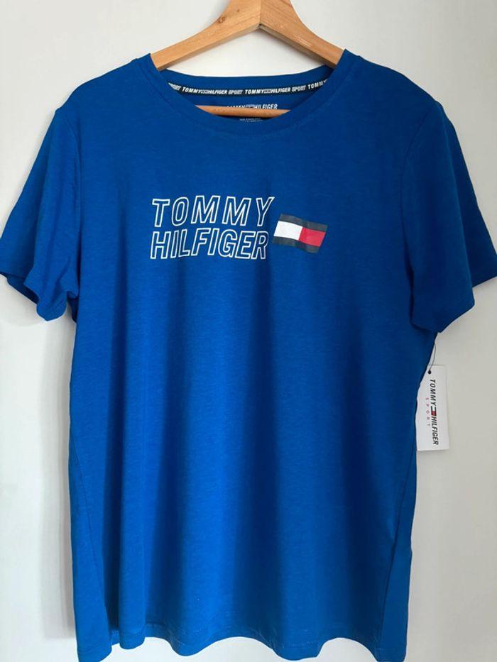 T-shirt Tommy Hilfiger - photo numéro 1