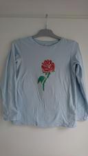 T-shirt bleu motif rose de la belle et la bête