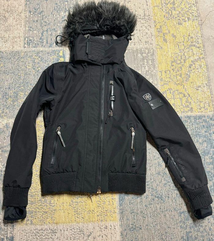 Blouson de ski Superdry - photo numéro 1