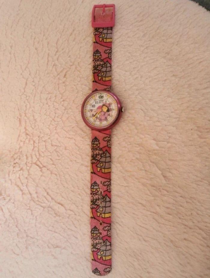 Montre bracelet rose flik flak swatch unicef vintage  pour enfant - photo numéro 2