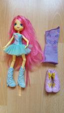 Poupée barbie Monster High avec une autre tenue