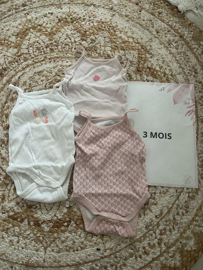 Lot 3 bodies débardeur obaibi bébé fille - photo numéro 1