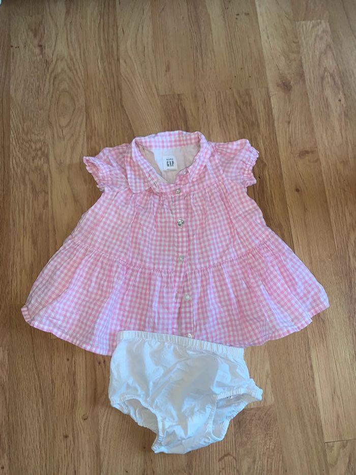 Ensemble robe gap + bloomer 3-6 mois - photo numéro 1