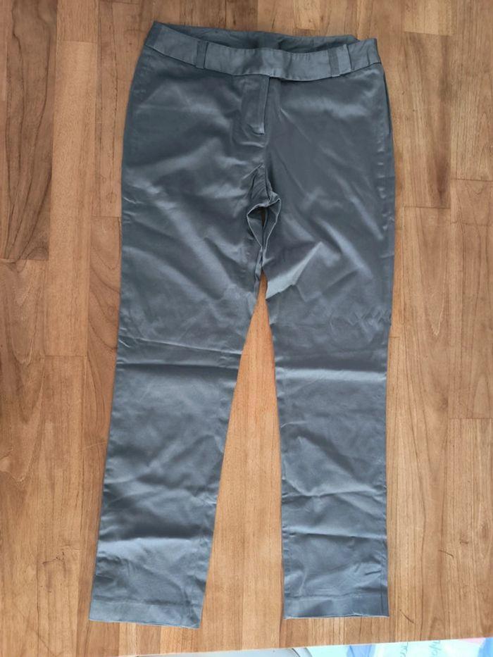 Pantalon gris Camaïeu taille 36 - photo numéro 1