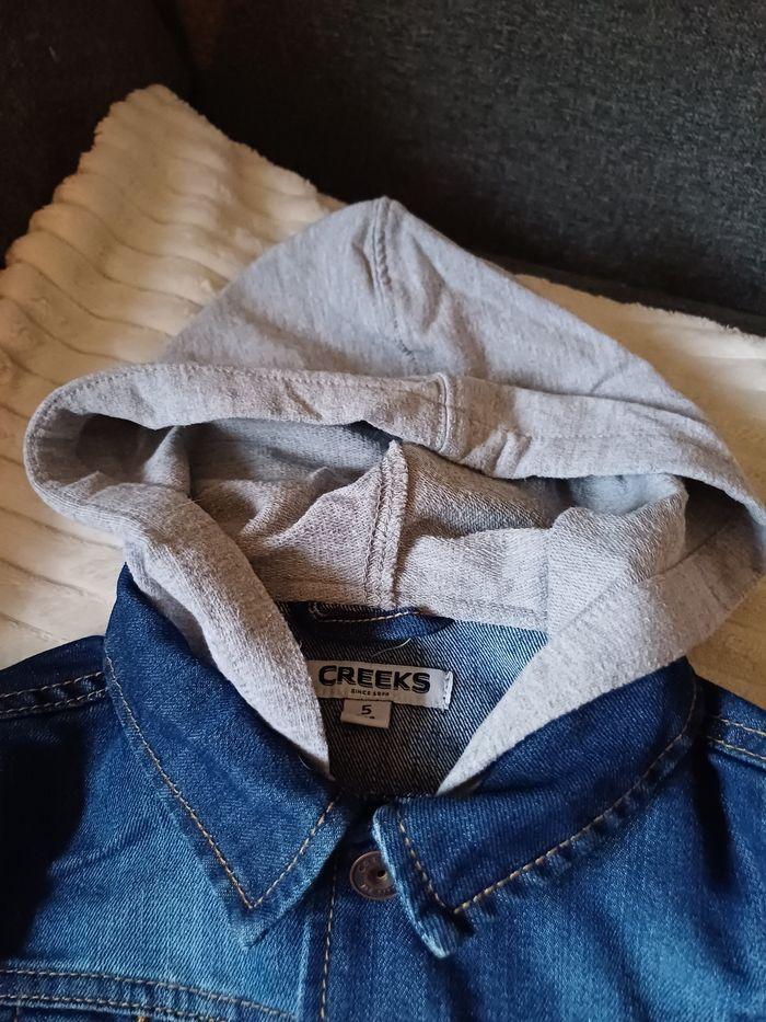 Veste en jean à capuche - photo numéro 3