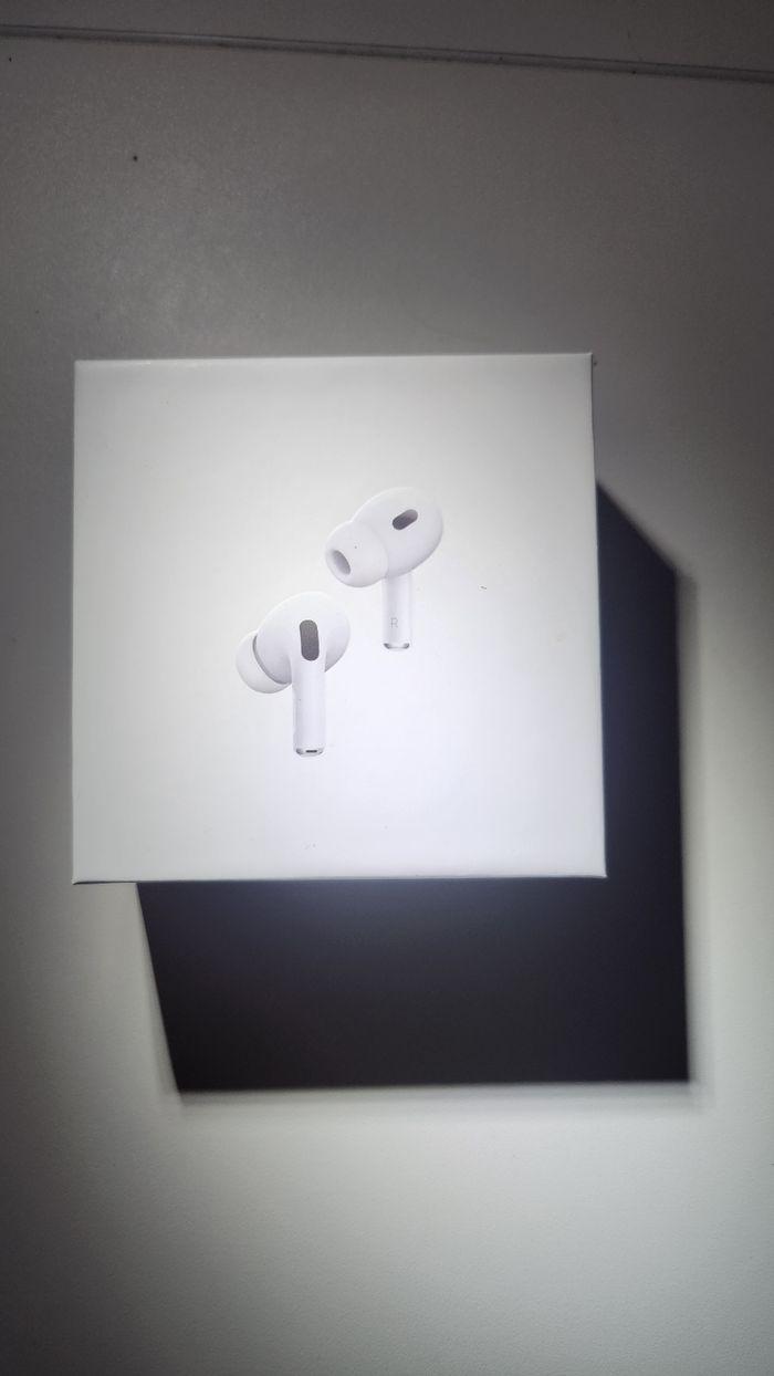 Airpods Pro 2e génération - photo numéro 1