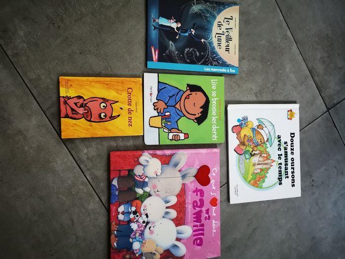 5 livres enfants - photo numéro 1