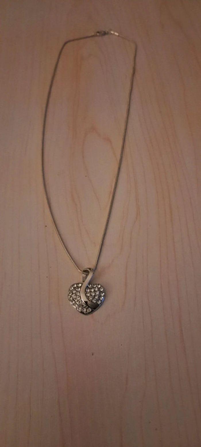 Collier pendentif coeur - photo numéro 1