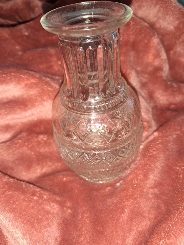 Petit vase en verre - photo numéro 1