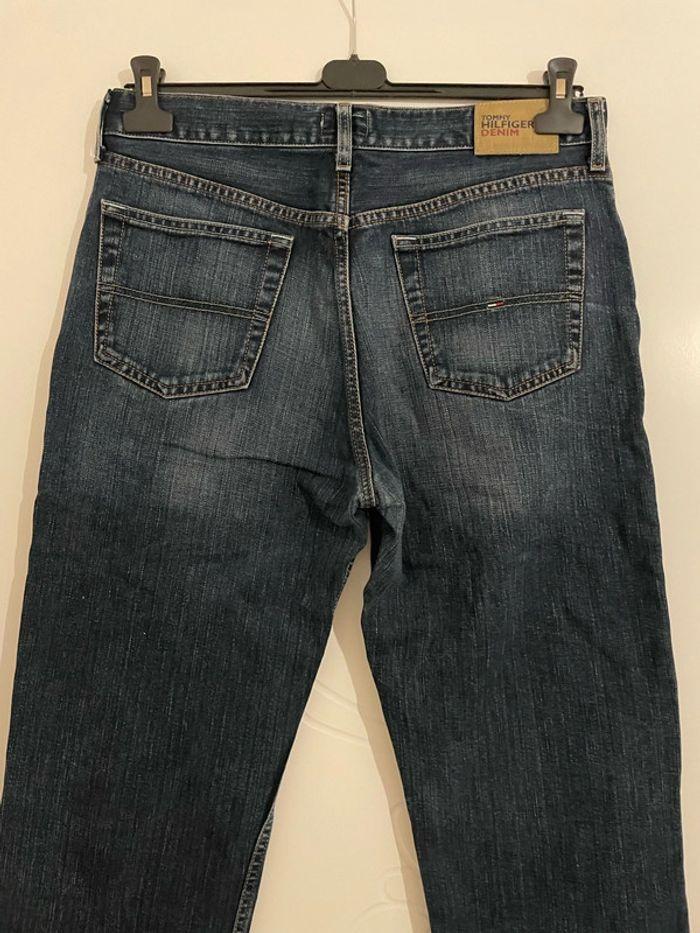 Jean bleu homme coupe droite Tommy Hilfiger taille W33 L34 soit taille 42/44 - photo numéro 5