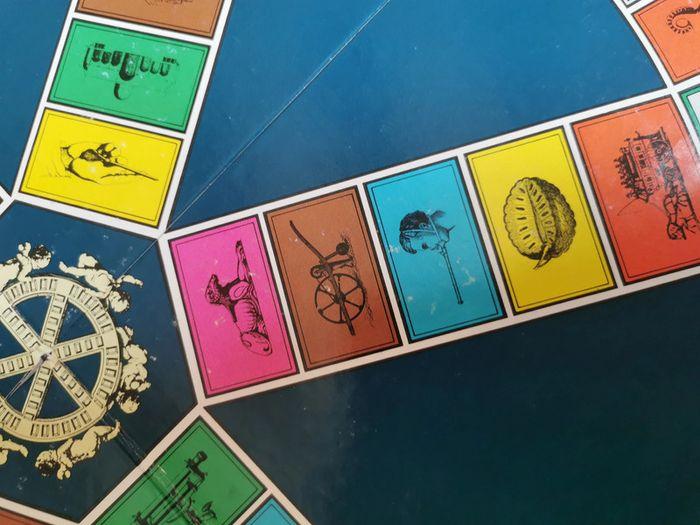 Jeu Trivial Pursuit sans couvercle - photo numéro 5