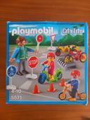 Playmobil agent de sécurité routière et enfants 5571