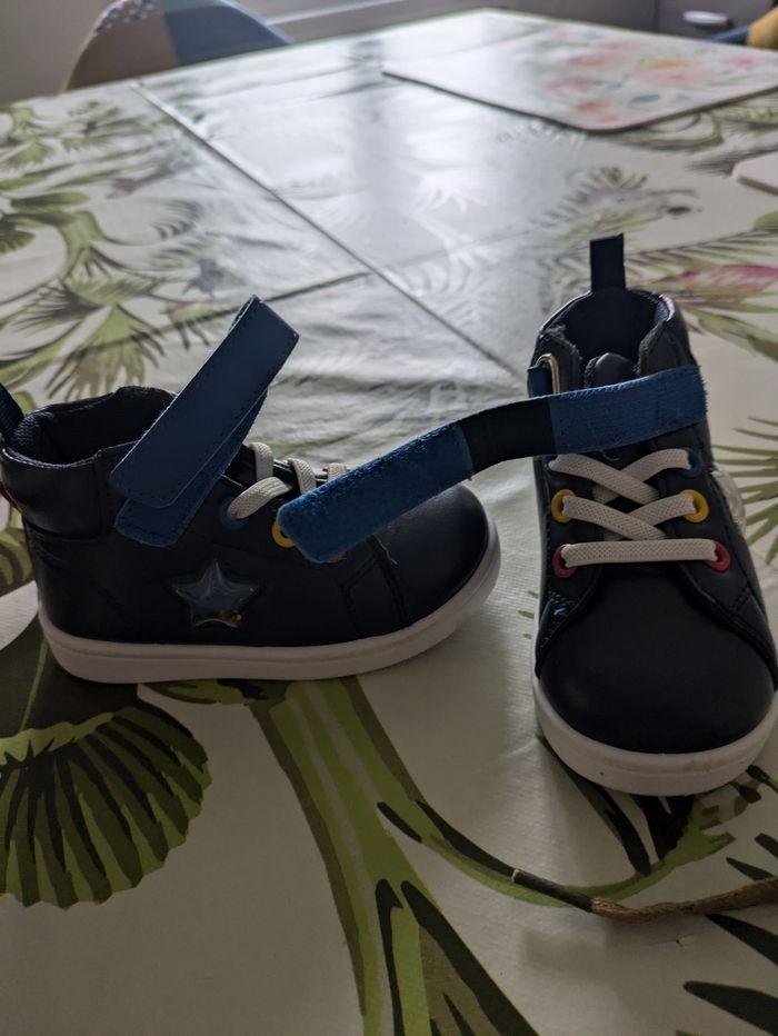 Chaussures bébé taille 20 et 21 - photo numéro 3