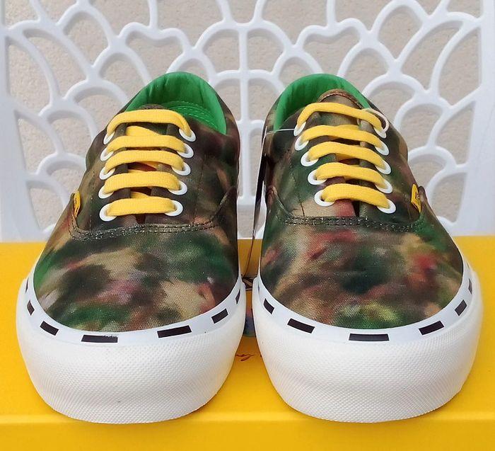 Baskets Vans kaki, vert et marron camouflage non genrées ou unisexes taille 41 - photo numéro 3