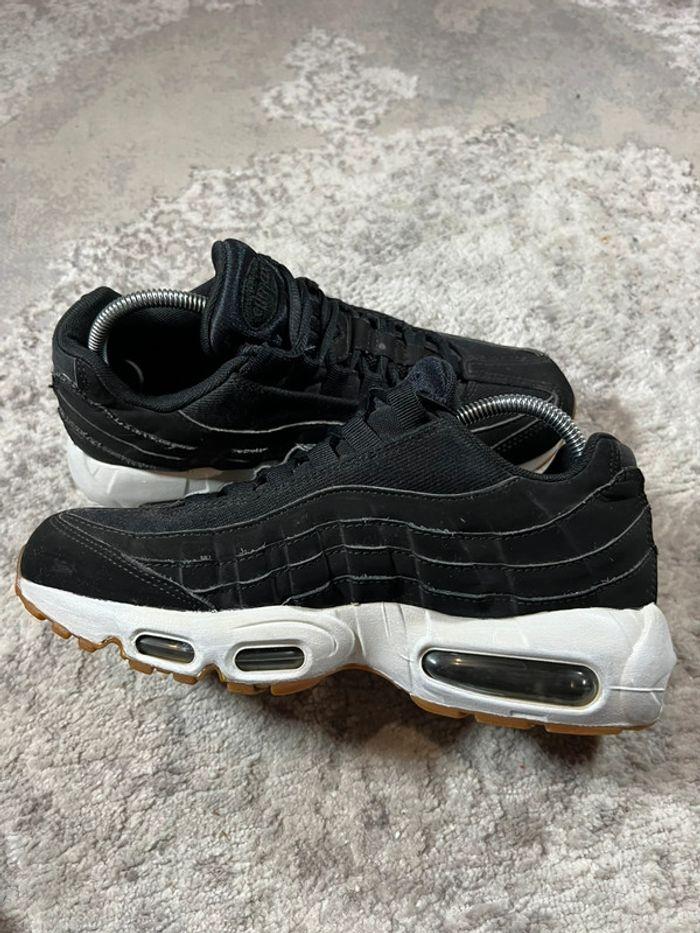 Nike Air Max 95 Black & White - photo numéro 7