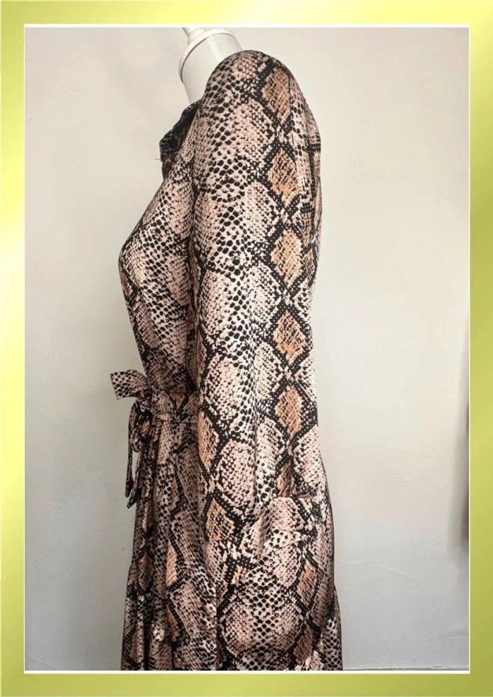 Robe longue à volants imprimé serpent Taille 38 - photo numéro 2