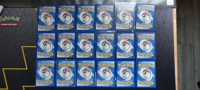 Lot cartes Pokémon série Pouvoirs émergents bloc NB - photo numéro 2