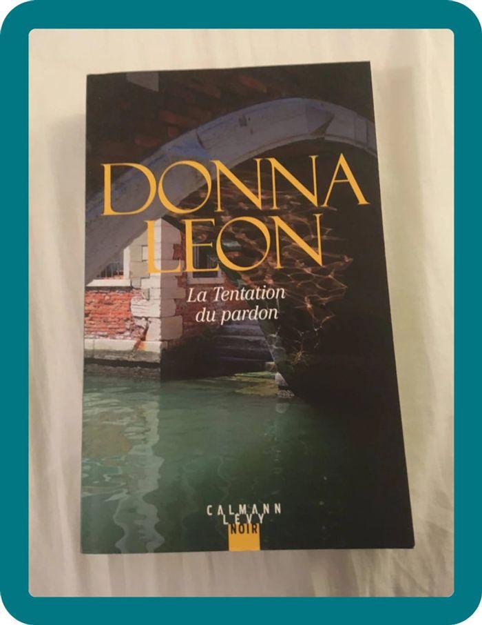 livre : la tentation du pardon de Donna Leon - photo numéro 1