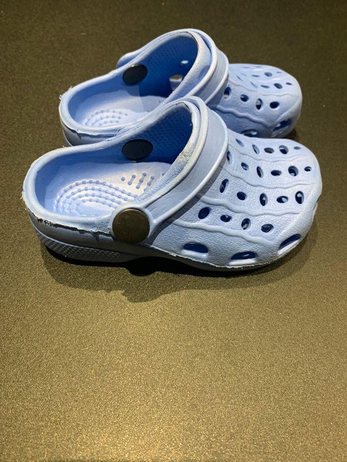 Crocs bleu - photo numéro 2