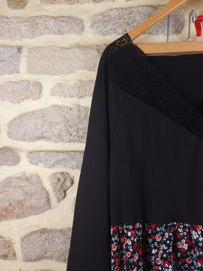 Robe longue noir et multicolore détail dentelle Femme Taille 54 marque Boohoo 🍬 - photo numéro 2