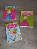 Lot de 3 blocs de coloriage fille