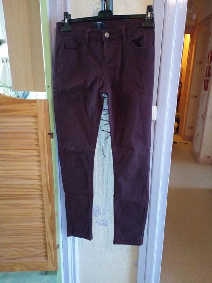 Pantalon bordeaux slim - photo numéro 1