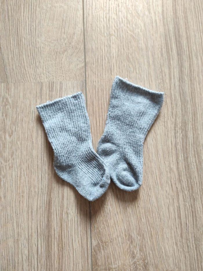 Lot 3 paires de chaussettes bébé 6 mois - photo numéro 2