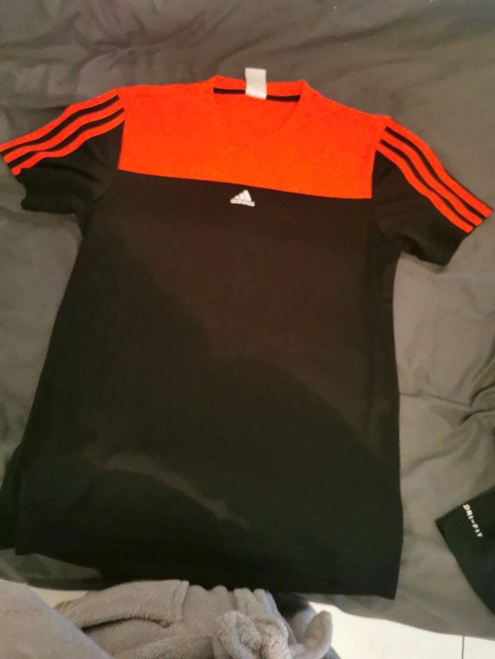 Lots de 2 t-shirt sport adidas - photo numéro 3