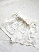 Short blanc Zara broderies anglaise L 40