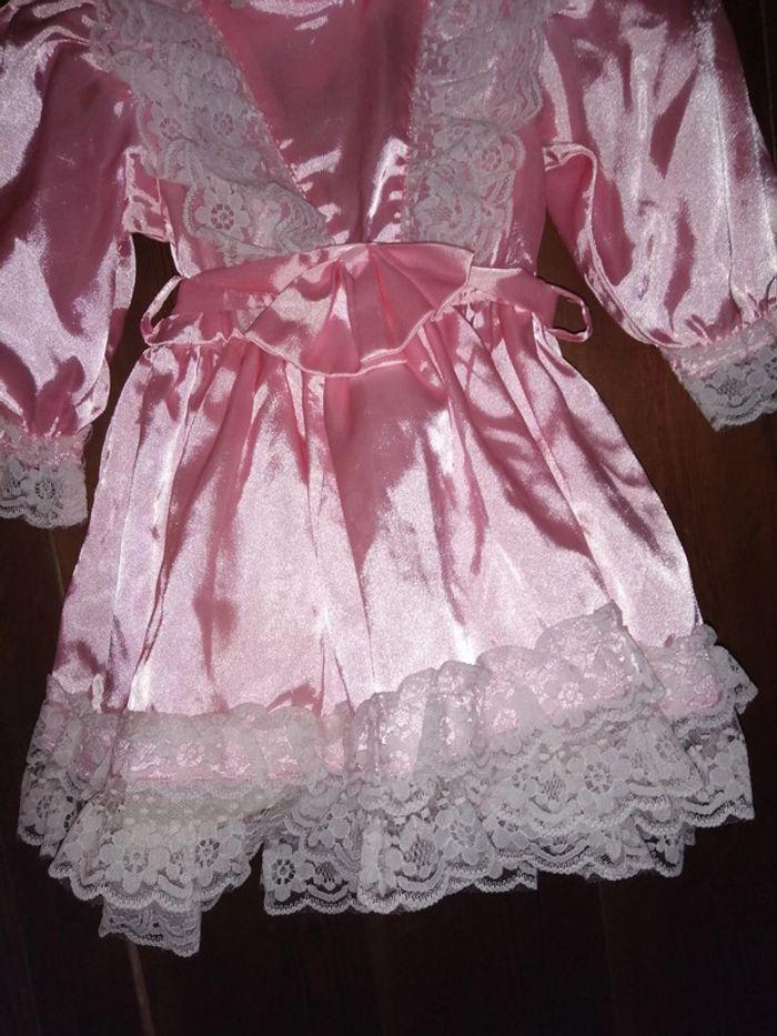 Robe en satin 2 ans - photo numéro 3