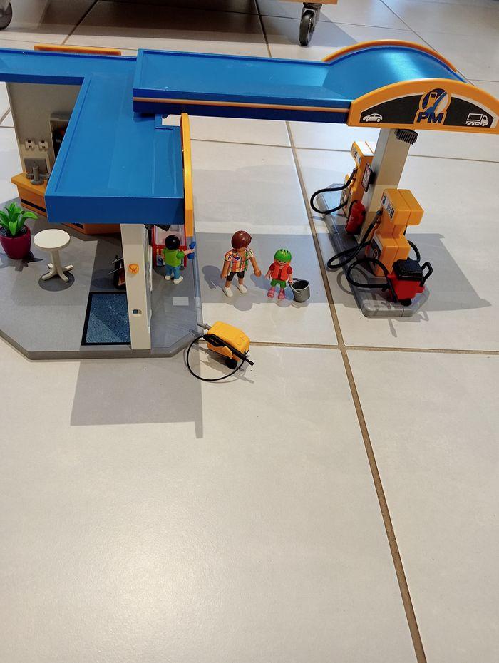 Station service Playmobil (70201) - photo numéro 1