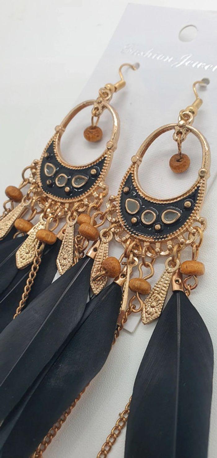 Boucles d'oreilles plumes - photo numéro 1