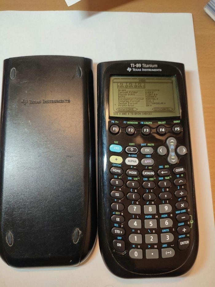 TI 89 TITANIUM calculatrice graphique - photo numéro 1