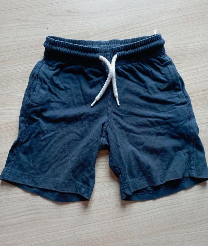 Pantalon et short 4 ans - photo numéro 3