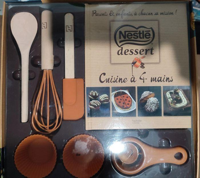 Livre de cuisine Nestlé dessert - photo numéro 1