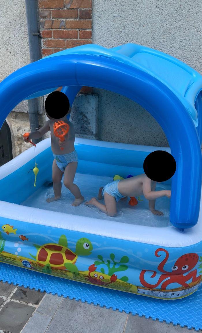 Piscine enfant protège soleil - photo numéro 1