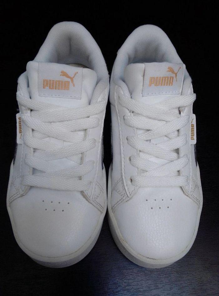 Basket Puma fille pointure 30 - photo numéro 2