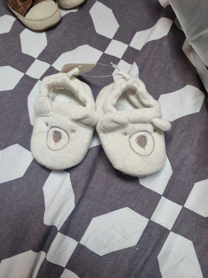 Lot de chaussette et chausson naissance - photo numéro 4